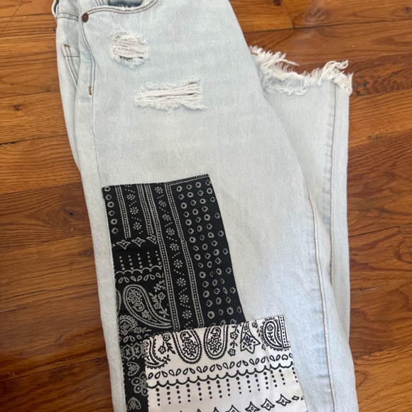 Jeans - Picture 3 of 3